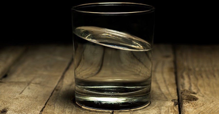 Prečo piť viac vody? Má to zdravotné aj estetické dôvody