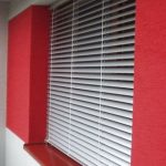 Najlepšie vonkajšie tienidlo, ktoré neurazí ani vaše parapety